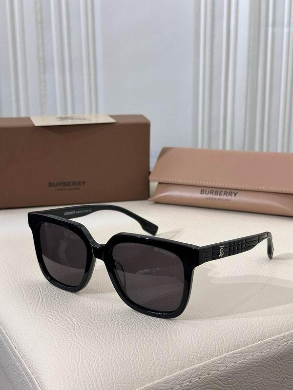 Burberry Sunglasses 232